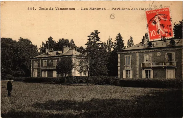CPA Bois de VINCENNES - Les Minimes - Pavillon des Gardes (519785)