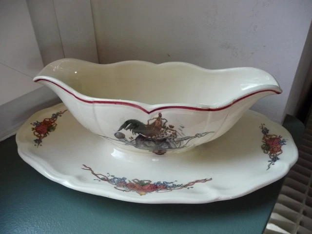 Ancienne Dinette Sarreguemines – Faïence Ivoire, Saucière Et Soupière Enfant