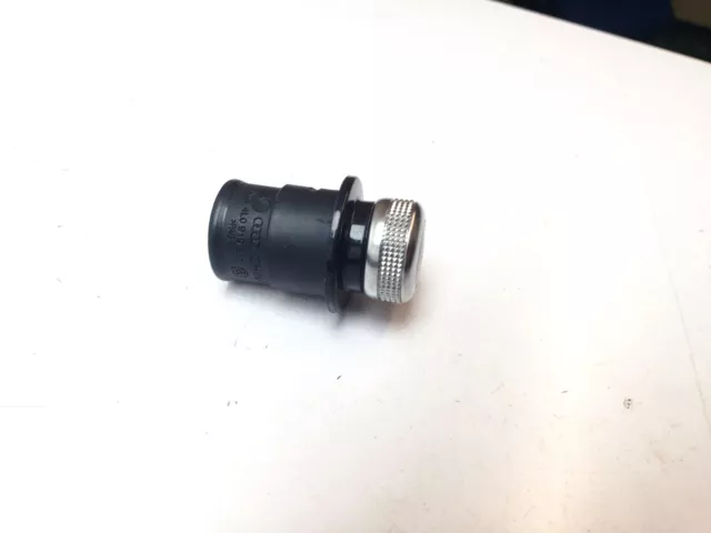 Audi A6 C7 2013 12V STROMSTECKDOSE STECKER EINSATZ KAPPE ABDECKUNG 4L0919311 3