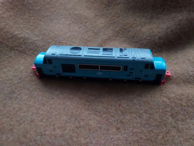 THOMAS THE TANK Engine & Friends ERTL D199 199 DIESEL TRAIN DIECAST NEW ...