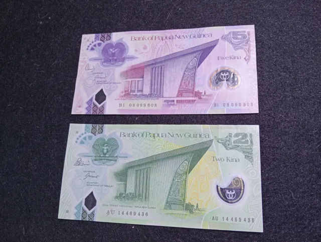 2 X Polymer Banknotes - Bank Of Papua New Guinea  1 X 2008 5 Kina 1 X 2 Kina
