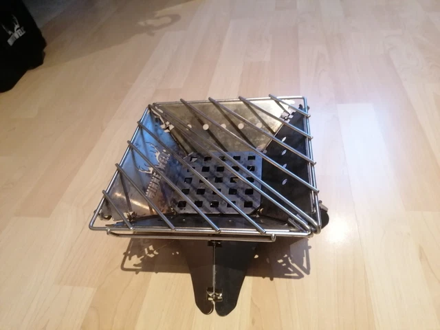 Robuster kleiner Kohlegrill / Klappgrill - Firepit Winnerwell