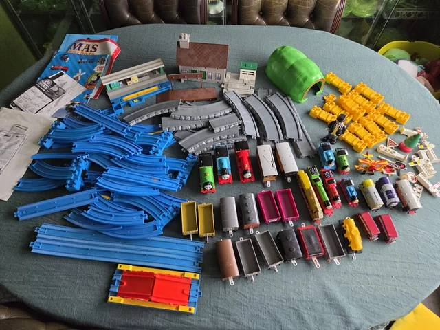THOMAS THE TANK Engine Train Bundle 1990s Vintage Track Trains ...