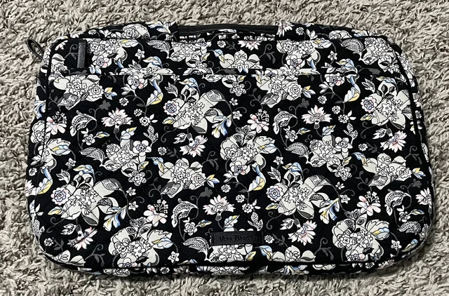 Vera Bradley Quilted Laptop Sleeve Case Garden Floral Pattern Black