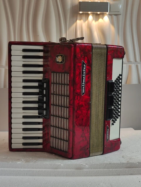 Piano accordion akkordeon WELTMEISTER STELLA 60 bass