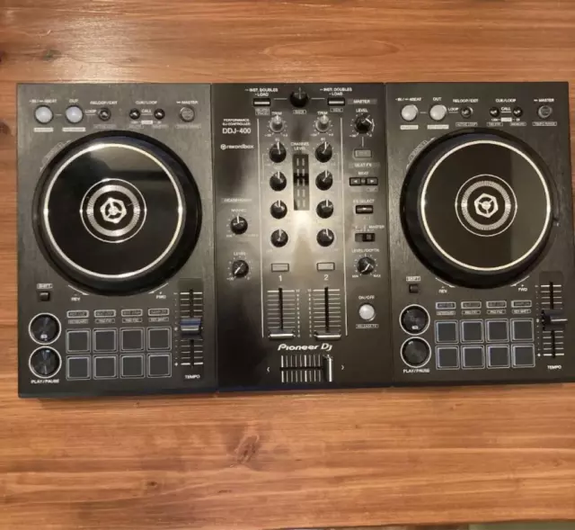 Pioneer DJ DDJ-400 Black DJ Controller 2-Channel rekordbox DDJ400 with USB tt373 Pioneer DJ DDJ-400 Black DJ Controller 2-Channel rekordbox DDJ400 with USB tt373