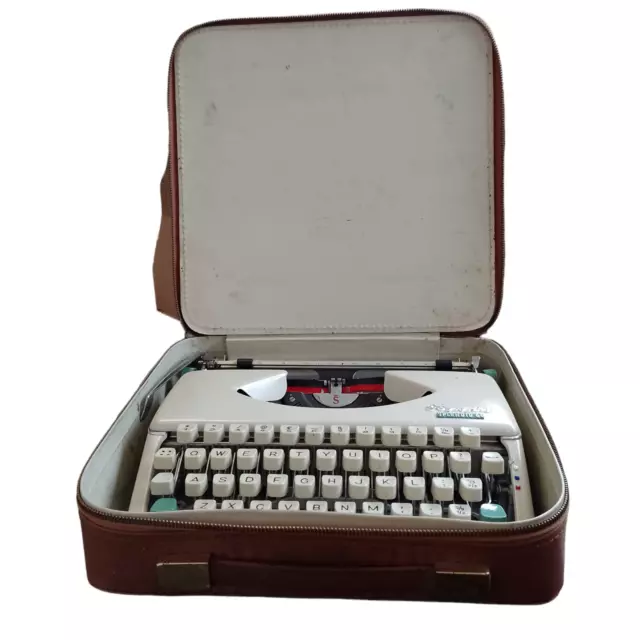 Rare Vintage Typewriter Olympia Splendid 66