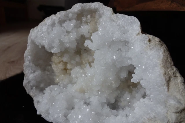 Große Quarzdruse, Quarzgeode aus Marokko, geöffnet, 2 Hälften 26x34cm 2