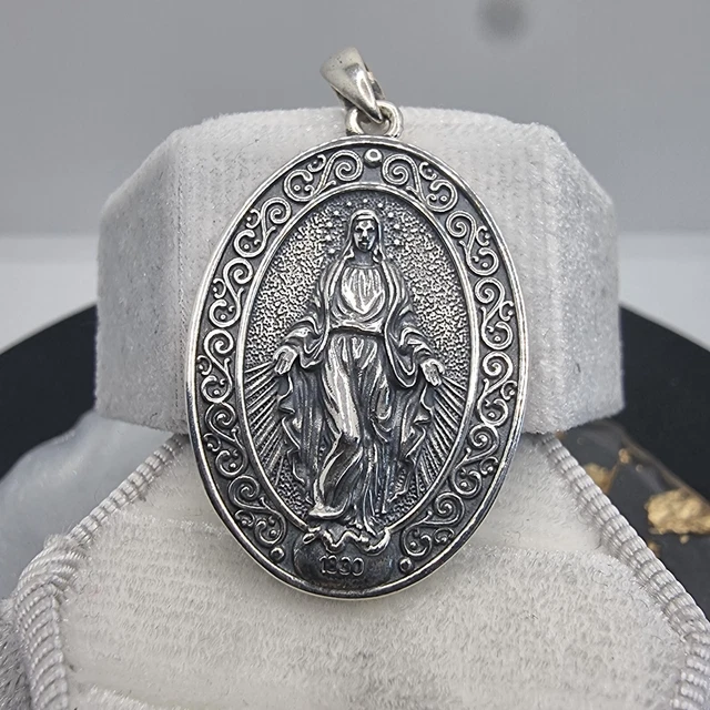 Sterling Silver Miraculous Medal Pendant On 18 Inch Chain | The