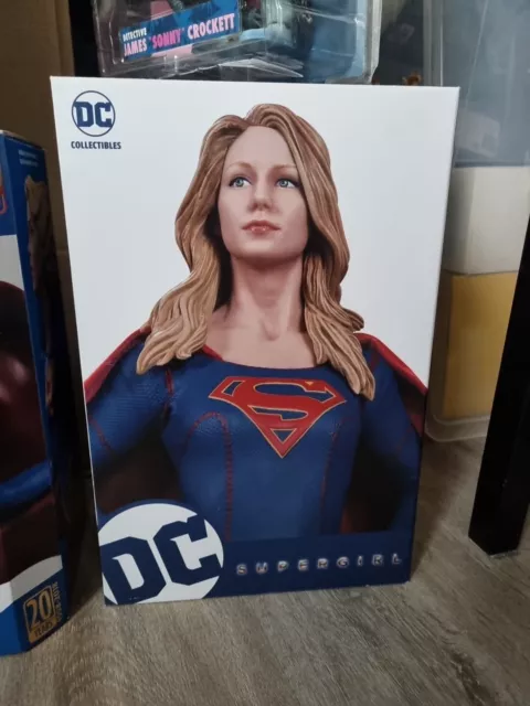 DC Collectibles CW TV Arrowverse Supergirl Melissa Benoist Statue Gentle Giant