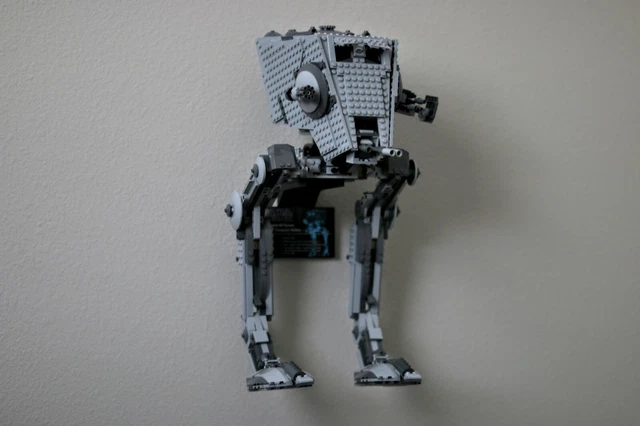 ULTIMATE DISPLAY SOLUTIONS wall mount display for Lego 75354 Coruscant