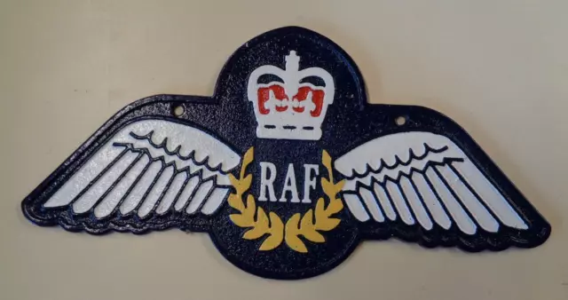 nice RAF Cast Metal SIGN  Royal AIr Force  - Superb Gift or Keepsake no enamel