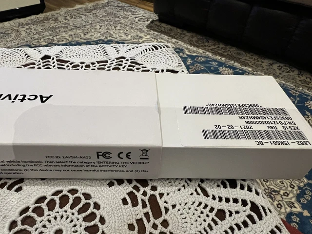 JAGUAR & LAND Rover - Activity Key Wrist Band, L8B2 - 15K601 - BC £200. ...