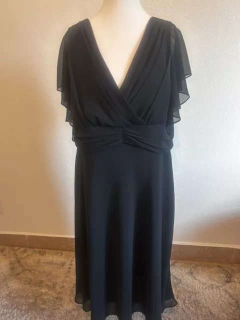 Adrianna Papell Woman Dress Black Tan Flutter Sleeve V-Neck Size 18W