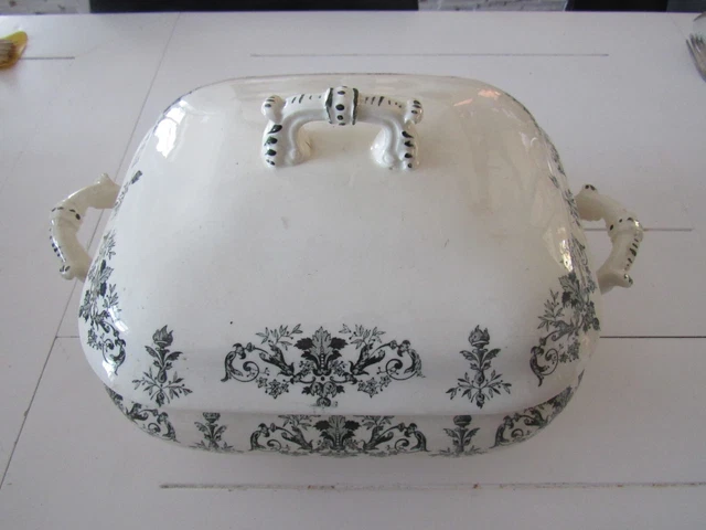Assiette Ancienne En Terre De Fer - Cie Franco Anglaise à Paris - Occasion - Céramique