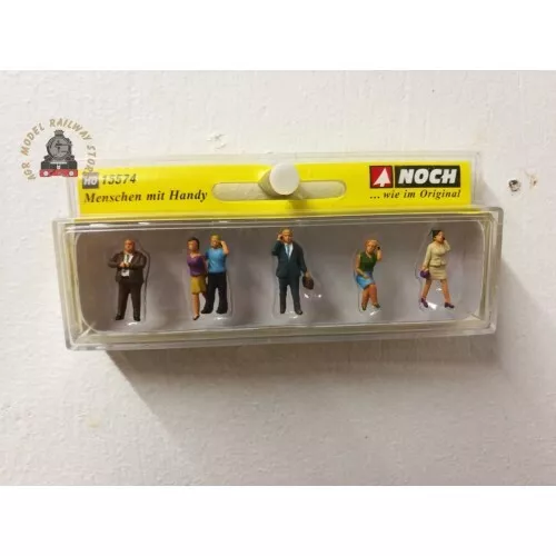 Noch 15574 Mobile Phone Users (6) Figure Set - OO / HO Gauge