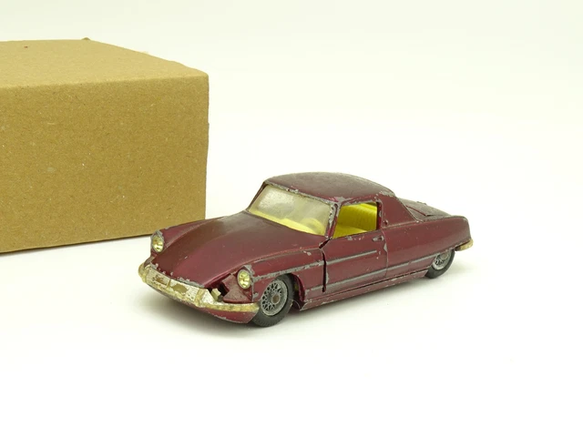 Rare Corgi Toys Citroën DS 19 rouge 1/43 - Collection