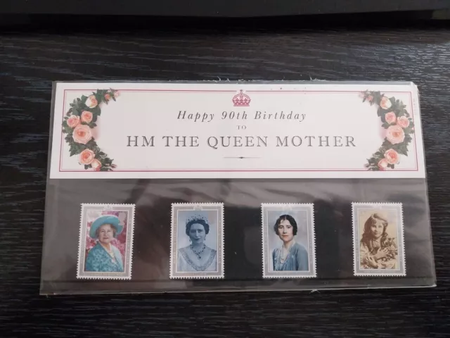 Royal Mail Presentation Pack No210 Happy 90th Queen Mother Aug 90 Complete mint