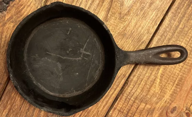 Vintage Cast Iron Skillet No.3 6-5/8”  Made in USA 1H-2