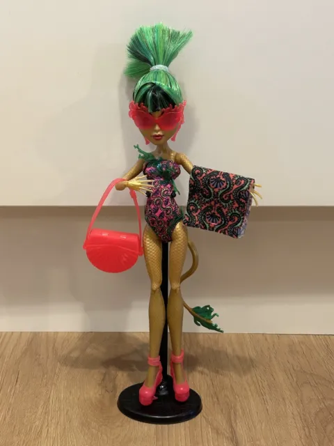 Monster High Rare Jinafire Long Swim Class Doll With Accessories & Stand