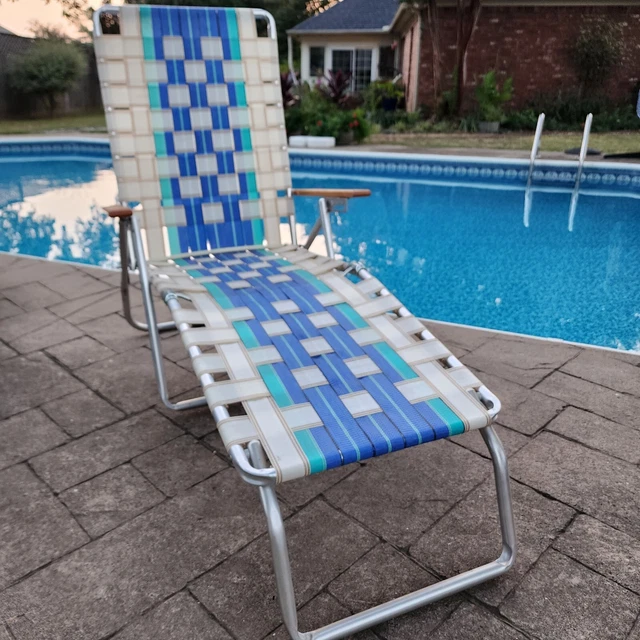 VINTAGE WEBBED FOLDING Reclining Lawn Chaise Lounge Chair Wooden Arm