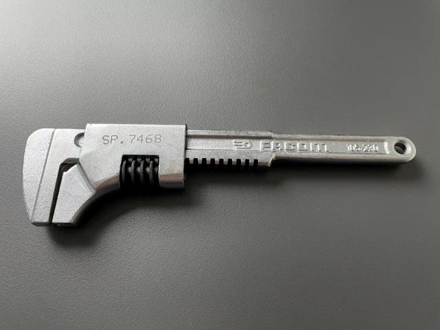 Clé Réglable FACOM 105.230 – 250 Mm (10 Pouces), Finition Chrome Satiné, Acier Chrome-vanadium, Robuste Et Durable