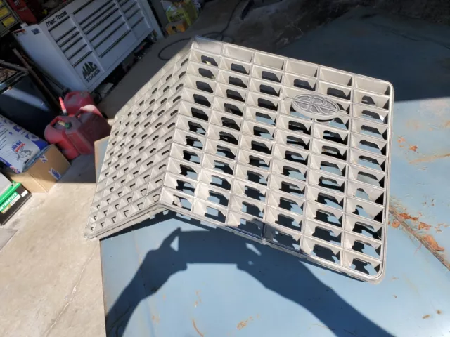 1972 Buick Riviera Front Metal Grille Screen 1237897 OEM