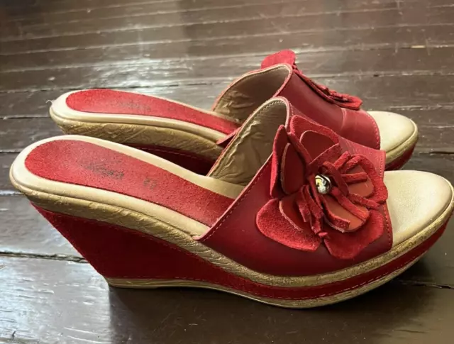 Azura Vera Pelle Red Leather Wedge Slide Sandals Made in Italy Size 40 (7-7.5)