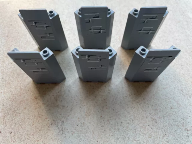 Lego: Lot de 6 Panneaux, Murs en Gris clair 3x3x6 avec Stickers réf: 87421pb015.