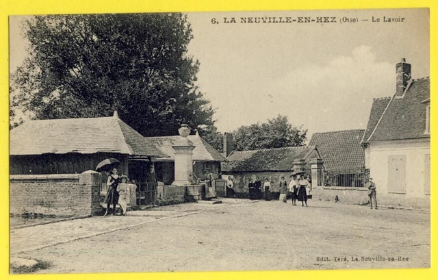 cpa LA NEUVILLE en HEZ Oise Le LAVOIR Place et Fontaine St LOUIS Belle Animation