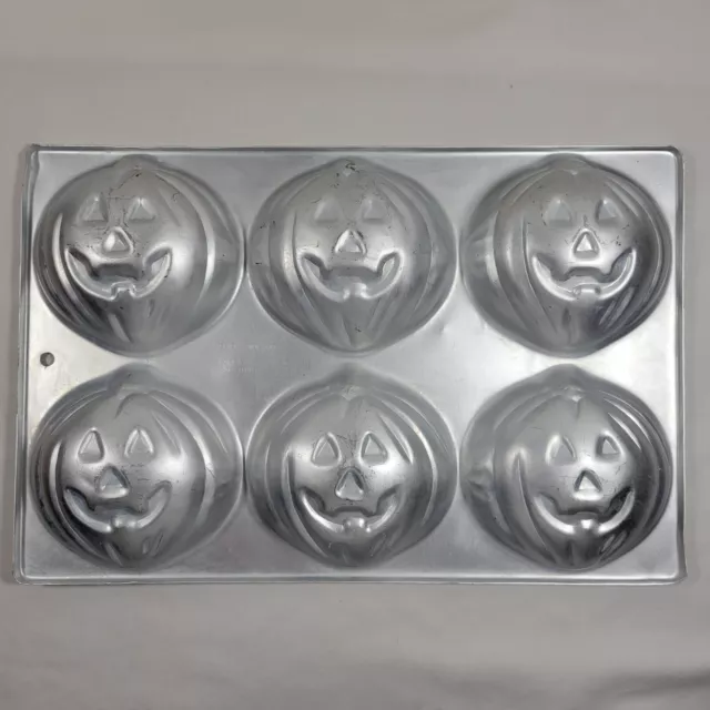 Wilton Vintage Halloween Pumpkin Cupcake Pan 1983 Cake Muffin Baking Mold