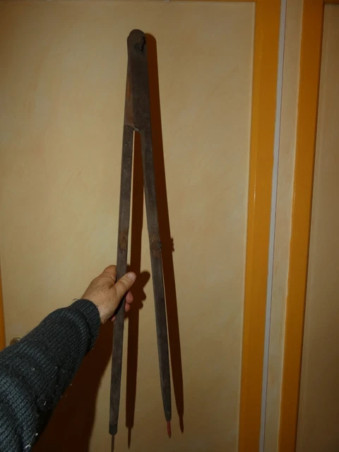 Ancien Compas De Charpentier À VENDRE! - FR