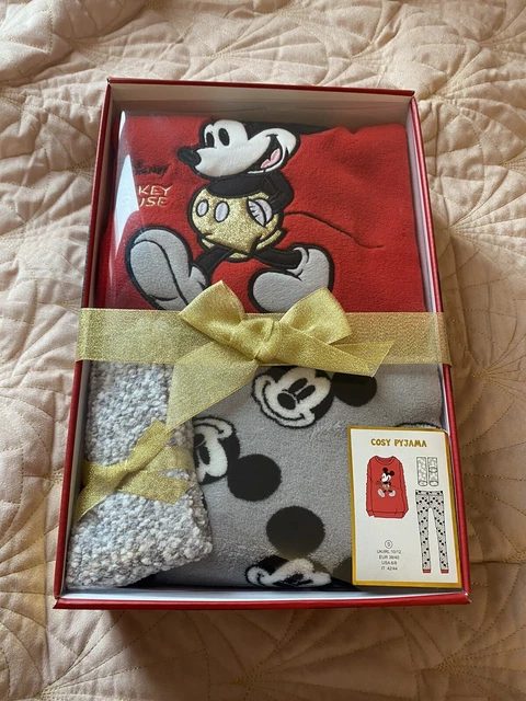 PRIMARK DISNEY MICKEY Mouse Fluffy Pyjamas And Socks Set Size
