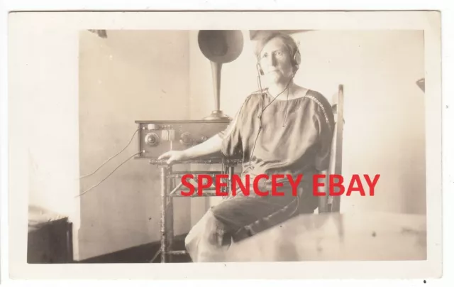Old Portrait Photo Ivy McCardle & Early Wireless Radio South Australia c1927