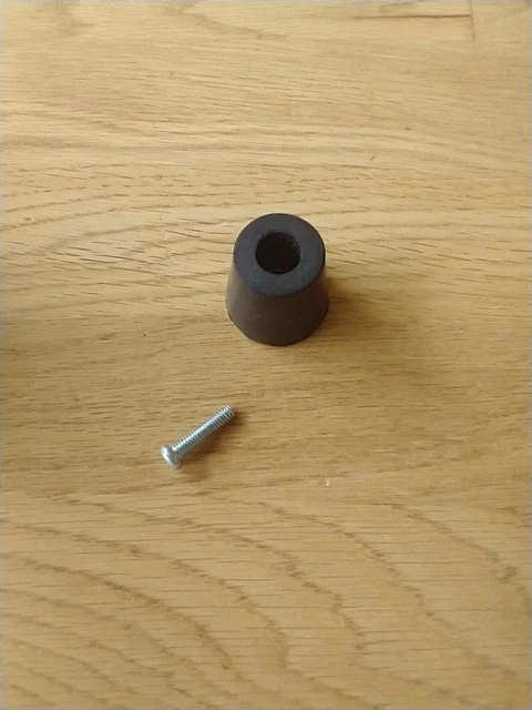 Bradley Smoker Replacement Round Rubber Foot with Screw REAR BS611
