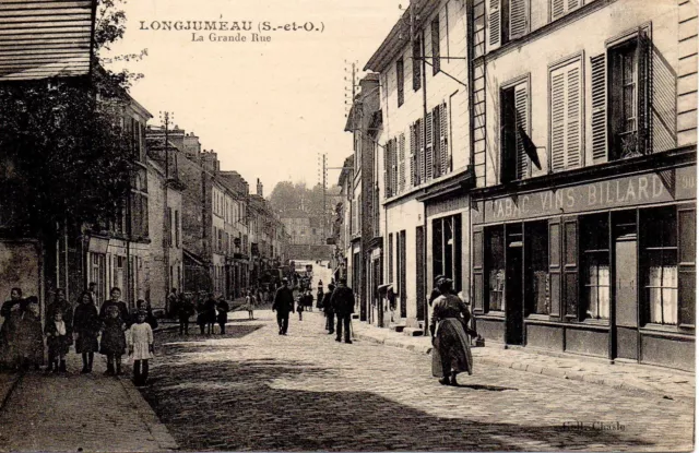 CPA Longjumeau (91 Essonne), La Grande Rue, animée, années 1910