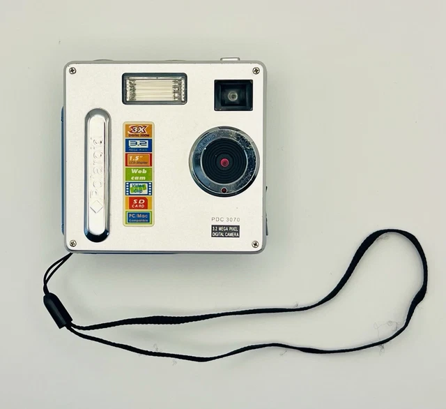 POLAROID PDC 3070 Digital Camera 3.2 MP Silver 4X Zoom SD
