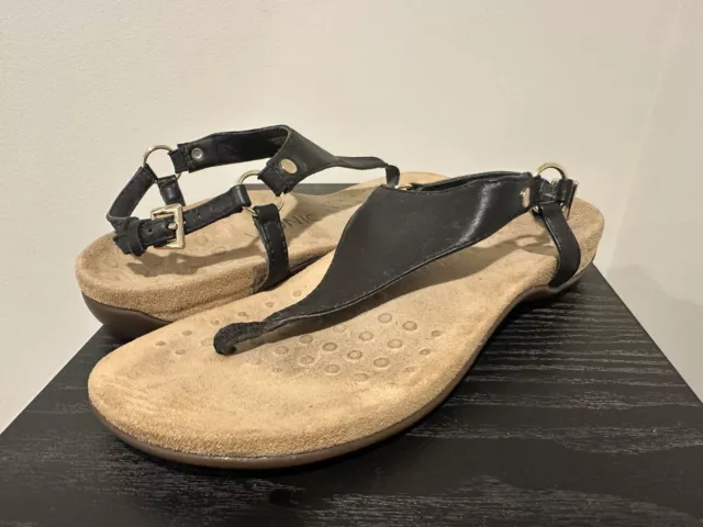 VIONIC Kirra Back Strap Leather Sandals Size 6 37  WOMENS Flat Shoes