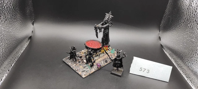 Warhammer Fantasy - Chaudron De Sang Elfes Noirs - Figurine En Métal - Occasion