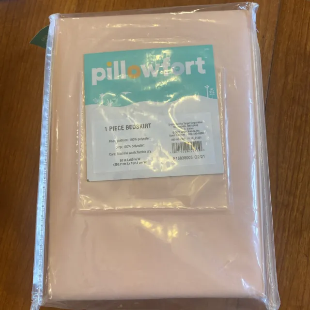 Pillowfort Queen Pink Bed Skirt Nuevo!