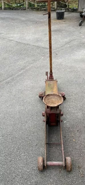 Trolly Jack 5 ton used looks a bit rough but in full working order