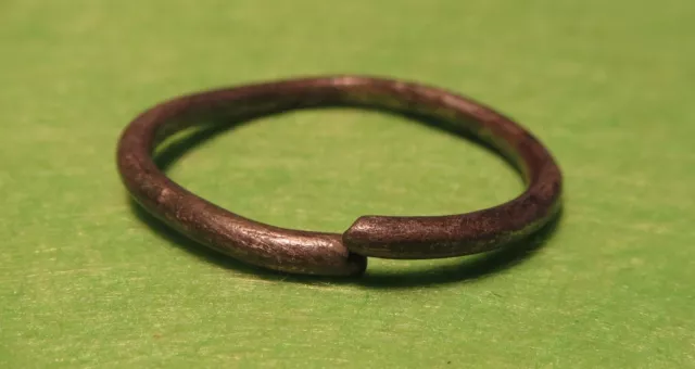Scythian-Sarmatia Silver Old Ring - Temporal 7-3 th Century BC 1.3 grams