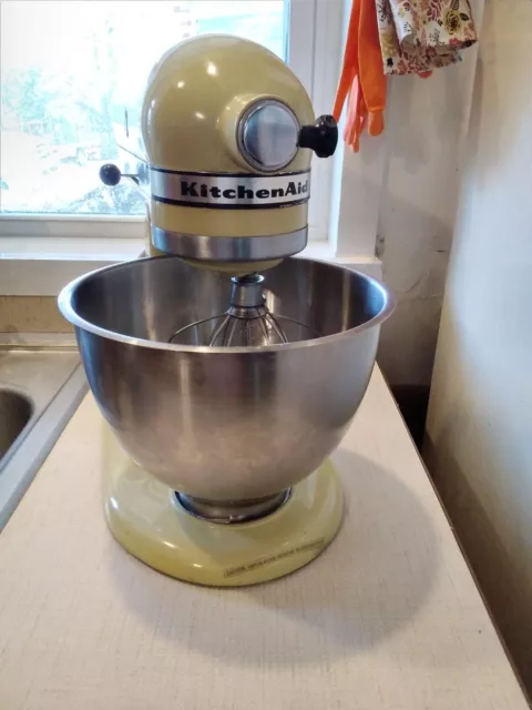 https://www.picclickimg.com/AdQAAOSws~plhQrK/Vintage-Kitchen-Aid-Hobart-K45-10-Speed-Tilt.webp