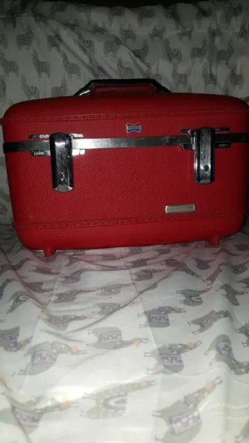 Vintage American Tourister Brand Red Train Case Cosmetic Travel Small...
