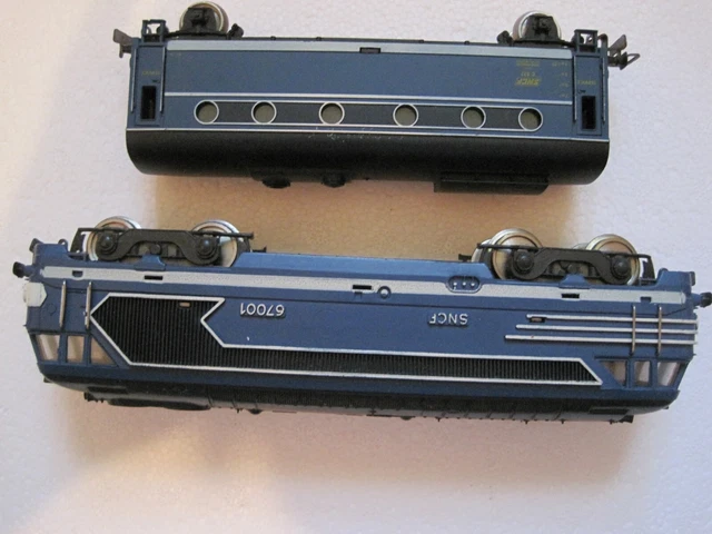 JOUEF Ho locomotive BB 67001 avec wagon chaudière SNCF