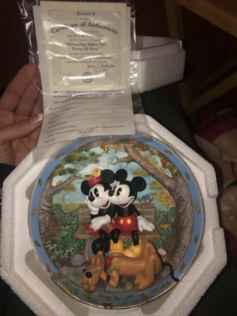 Disney Mickey Mouse Pluto Friendship Makes You Warm All Over 3D Plate with Cert!
