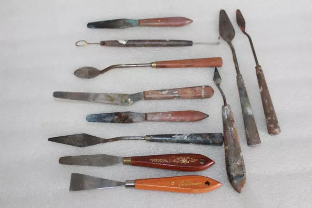 LOTE DE TRABAJOS CUCHILLOS DE PALETA DE ARTISTAS DE COLECCIÓN etc.