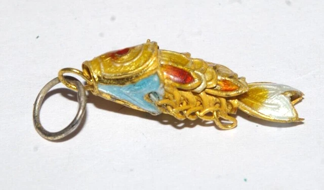 pendentif  petit  poisson  articulé en émail cloisonné 2