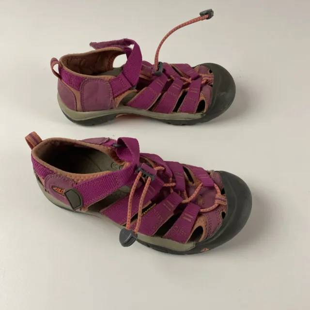 Keen Newport H2 Youth Big Kid Size 3 Berry/Fusion Walking Hiking Trail Sandals