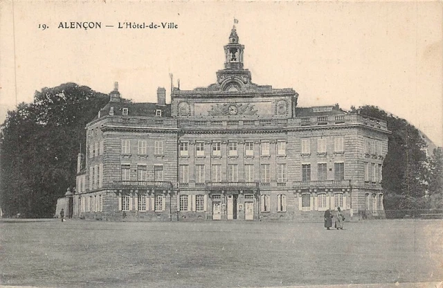 ALENCON - l'Hôtel de Ville